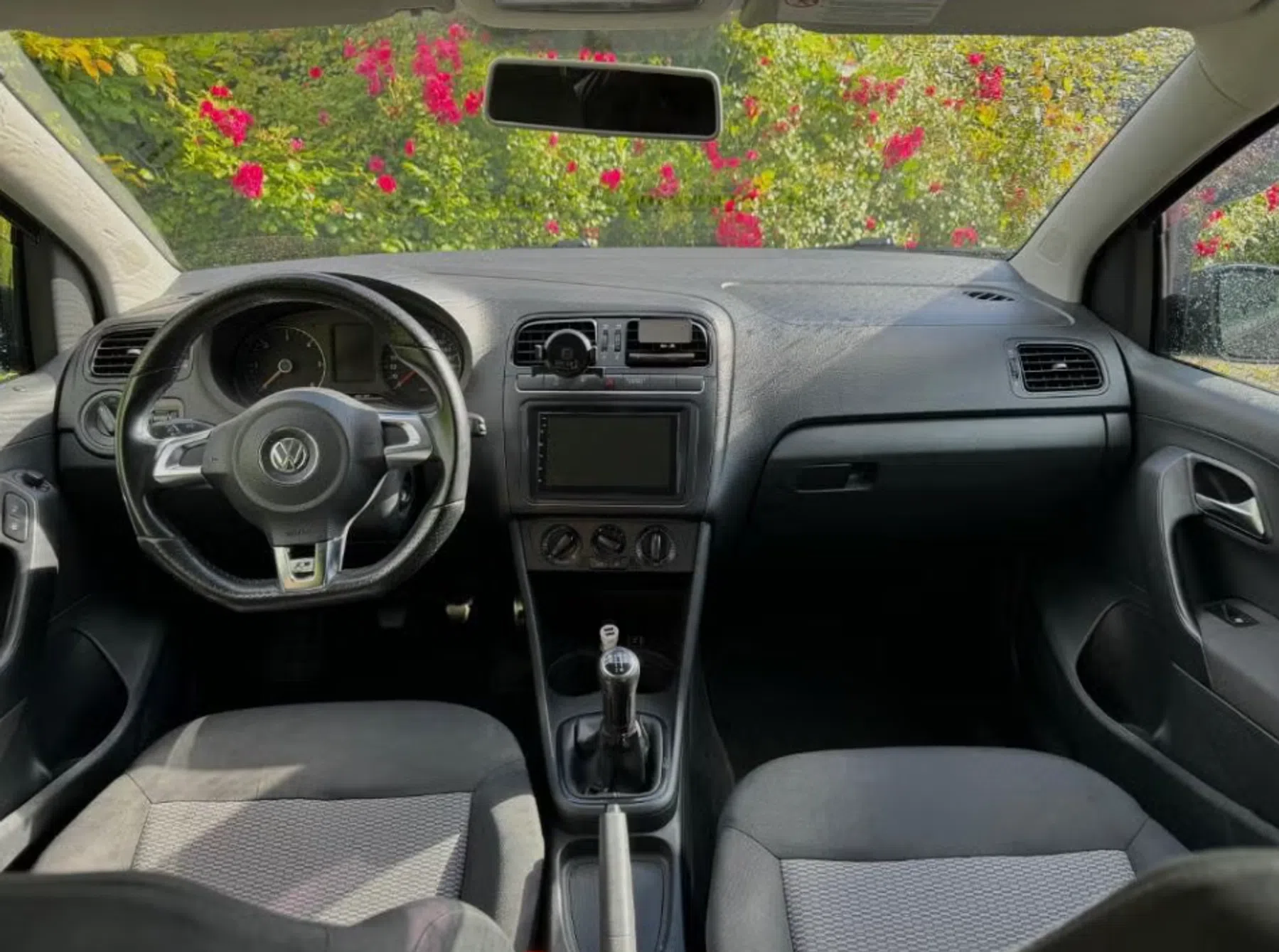 VW POLO GALLARDO
